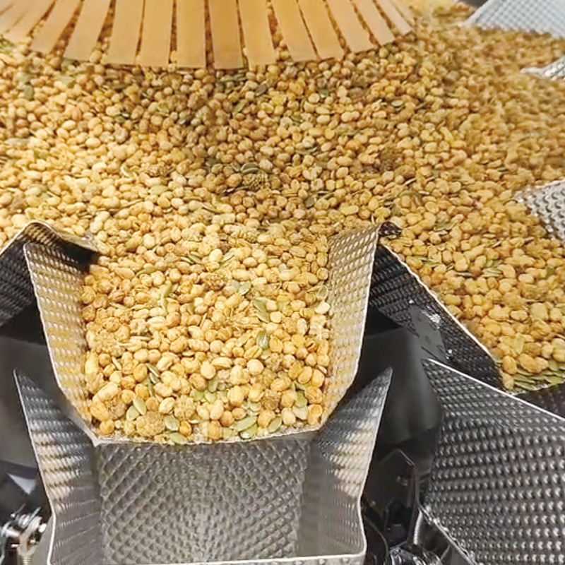 Machine automatique à emballer les graines de haricots et les noix bonbons noix secs fruits nourriture collation multi-tête pesanteur de nourriture avec l'azote