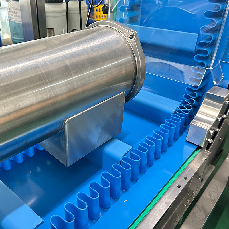 Ligne de production d'emballages de boîtes en plastique à côtes fraîches avec écran tactile couleur de 10'