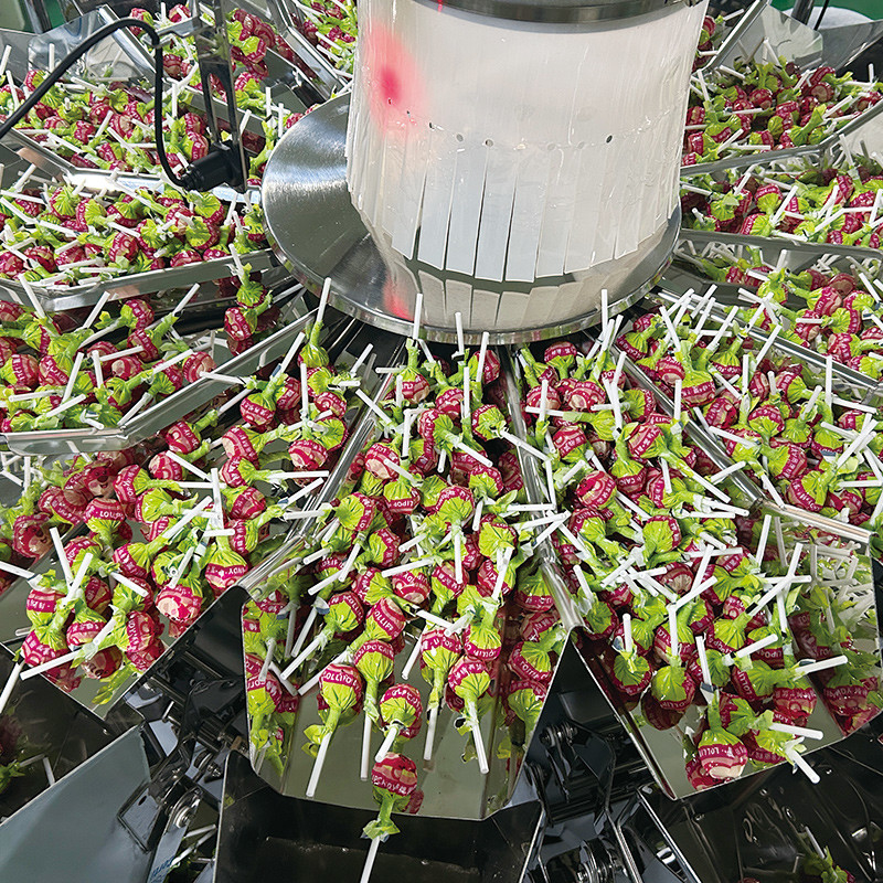 Machine de remplissage automatique multi-fonction de bouteille de pot en boîte de popcorn à la gelée de coton et à l' arachide