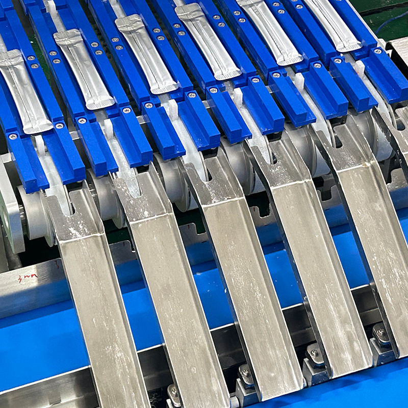 Automatique multi-ligne de sac d'emballage multi-ligne piste ketchup liquide sac d'emballage machines multi-ligne de miel sac d'emballage machine