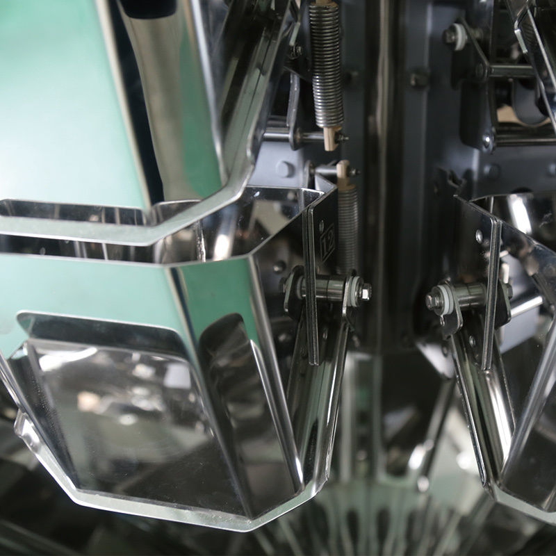 Forme verticale d'azote à grande vitesse entièrement automatique remplir le joint sac de collation nourriture peser les bouffées de nourriture machine d'emballage de granulés